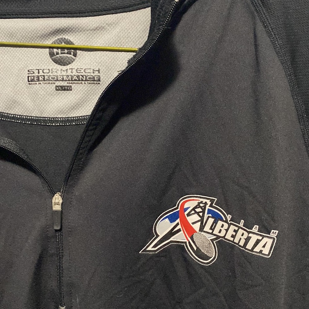 Team Alberta Hockey Lot Men’s Large/XL polo/golf shirt and 1/4 ZipTop X2 NHL WHL - Picture 12 of 15